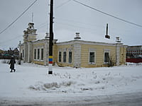 (фото) Здание бывшей учительской семинарии (1915 г.) (г.Канаш, ул.Железнодорожная, 161)