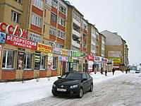 (фото) Улица Железнодорожная (г.Канаш) / "Звёздный пассаж", торговый дом (г.Канаш, ул.Железнодорожная, 89)