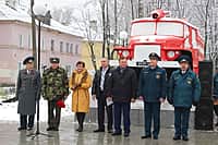 26 октября 2015 г. состоялось открытие мемориальной доски в память о А.В. Щетинине – первом начальнике прфессиональной пожарной охраны г. Канаш (фото №4).