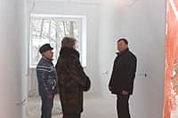 Глава администрации города Канаш В.В. Софронов ознакомился с ходом работ по реконструкции здания детской поликлиники (фото №12).