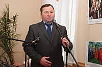 Глава администрации г. Канаш открыл выставку "Дети России-2015" (фото №8).