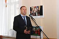 Глава администрации г. Канаш открыл выставку "Дети России-2015" (фото №10).