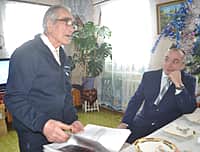 Глава администрации Канашского района В.Н. Степанов поздравил с 85-летним юбилеем ветерана  Владимира Мясникова (фото №5).