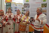 Канашский край представлен на Межрегиональной выставке «Регионы – сотрудничество без границ» (фото №7).
