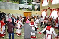 В Канашском районе сегодня проходит межрегиональный фестиваль "Зов Сеспеля" (фото №16).