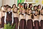 Концертный хор "Солнышко" Канашской детской музыкальной школы отпраздновал свой 15-летний юбилей (фото №1).