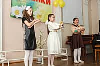 Концертный хор "Солнышко" Канашской детской музыкальной школы отпраздновал свой 15-летний юбилей (фото №5).