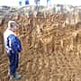 Уникальная находка экскаваторщика в Канашском районе. При строительстве очистных сооружений найден бивень мамонта.