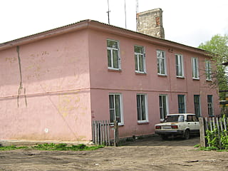 ул. Кабалина, 4 (г. Канаш) -​ многоквартирный жилой дом.