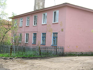 ул. Кабалина, 6 (г. Канаш) -​ многоквартирный жилой дом.