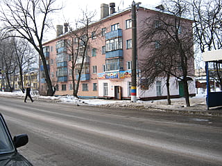 ул. Пушкина, 23 (г. Канаш) -​ многоквартирный жилой дом.