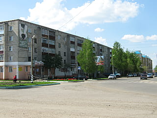 ул. Кооперативная, 1 (г. Канаш) -​ многоквартирный жилой дом.