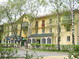 пр‑т Ленина, 49 (г. Канаш) -​ многоквартирный жилой дом.