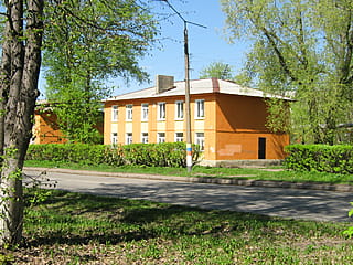 пр‑т Ленина, 79 (г. Канаш) -​ многоквартирный жилой дом.