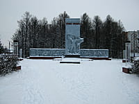 Монумент Славы павшим в кровопролитных боях Великой Отечественной войны. 08 декабря 2013 (вс).