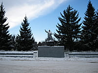 Памятник В.И.Ленину. 08 декабря 2013 (вс).