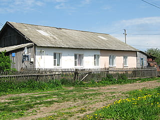 ул. Толстого, 29 (г. Канаш) -​ многоквартирный жилой дом.