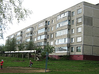Восточный мкр., 24 (г. Канаш) -​ многоквартирный жилой дом.