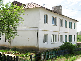 Янтиковское шоссе, 2 (г. Канаш) -​ многоквартирный жилой дом.