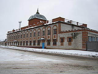 ул. Железнодорожная, 36А (г. Канаш) -​ административно-бытовое здание.