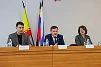 Вопрос реорганизации медицинских учреждений Канашского и Ибресинского муниципальных округов обсудили власти.